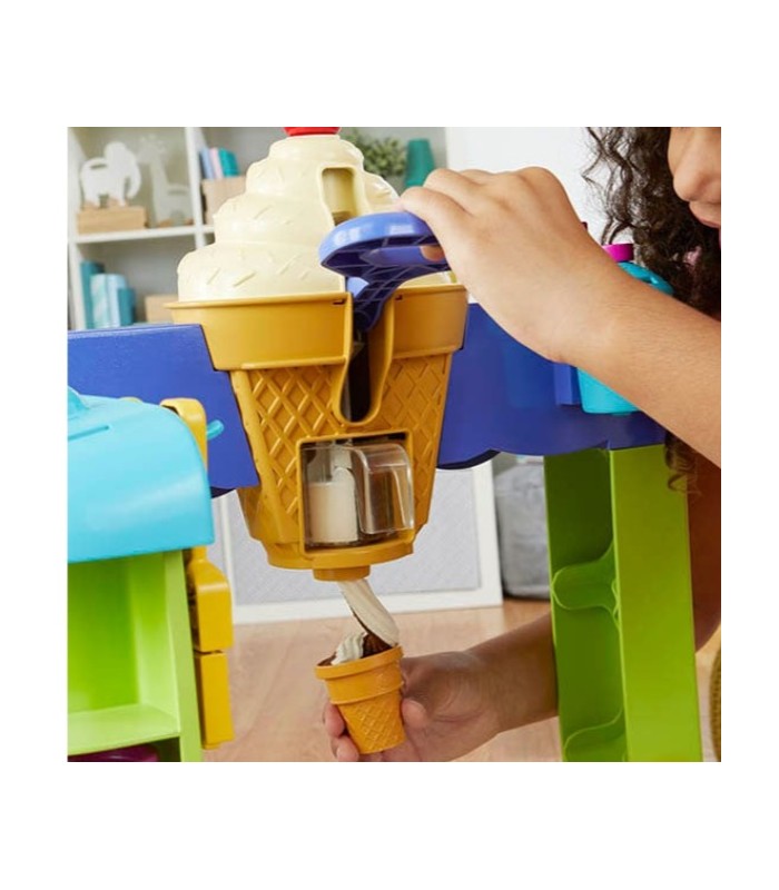 Camión de helados Play-Doh Kitchen Creations Ultimate con 27 accesorios, 12 latas, sonidos realistas