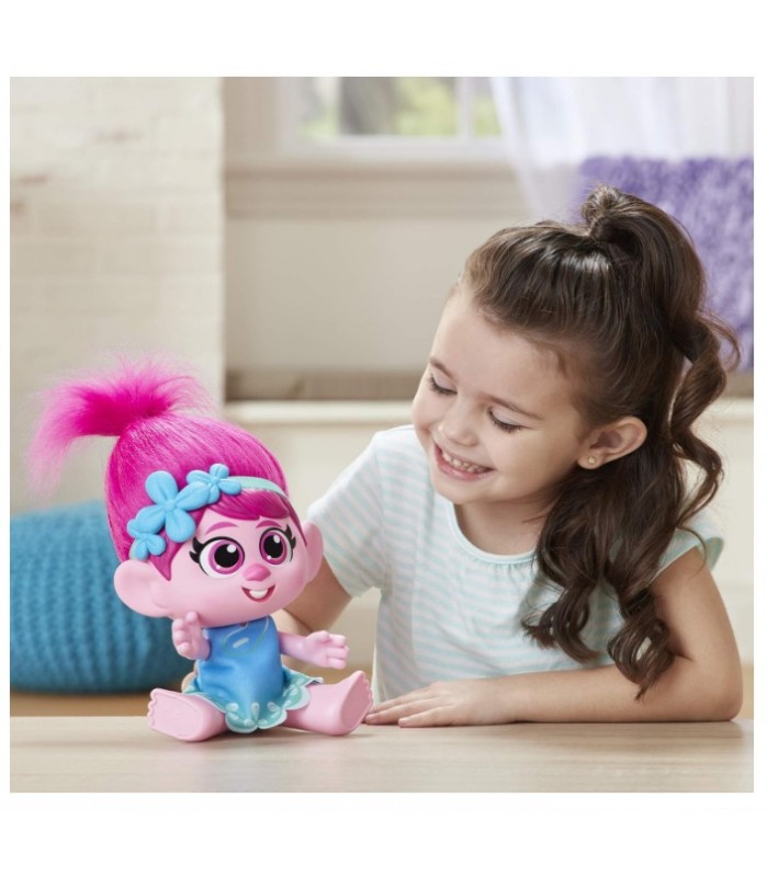 Muñeca Trolls Poppy con Vestido